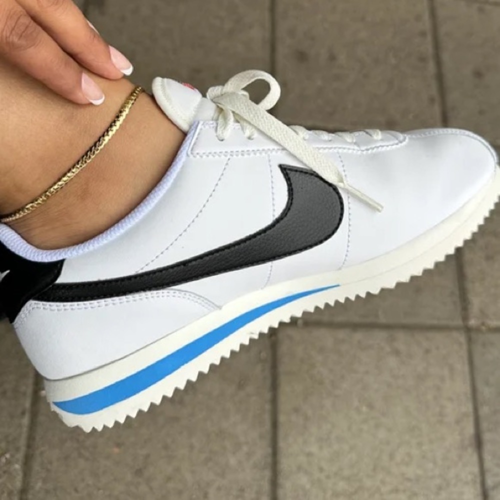 Nike White and Black Athletic Shoes